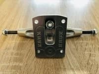 Инновация в подвесках KRUX это DOWNLOW KINGPIN — низкопосаженный кингпин под шестингранник…